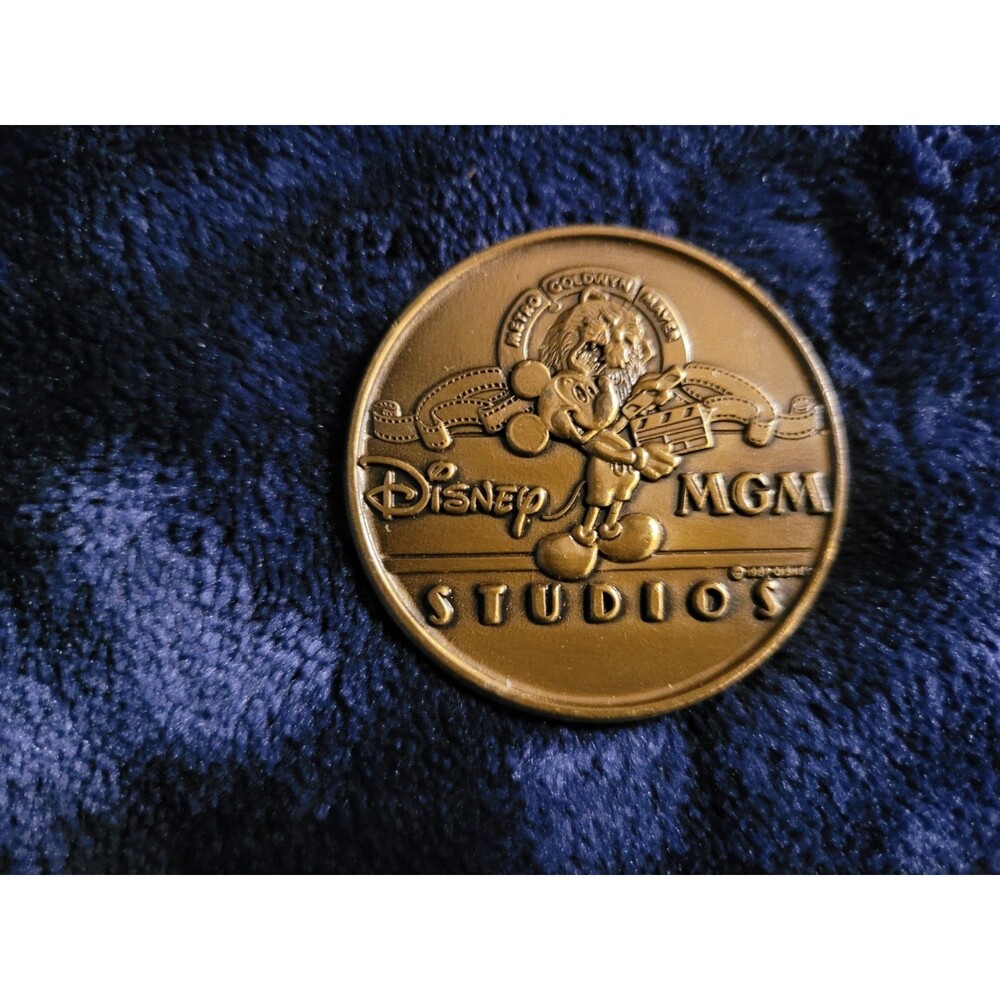 1989 Disney-MGM Studios Cast Member Exclusive Opening Day Commemorative Coin Rar